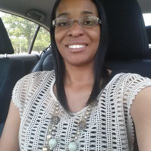 Meet your Posher, Latoya